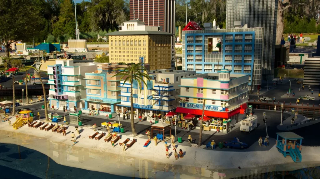 Réplica em LEGO de prédios e ruas de Miami, na Miniland no parque LEGOLANDFlorida