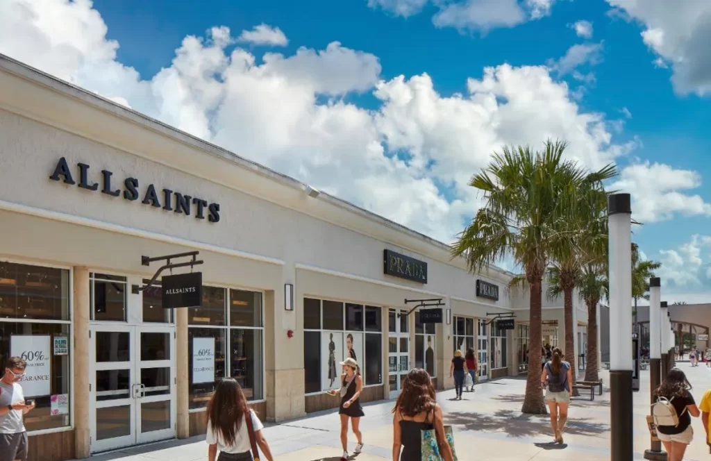 Horário Outlet Premium Orlando 2025