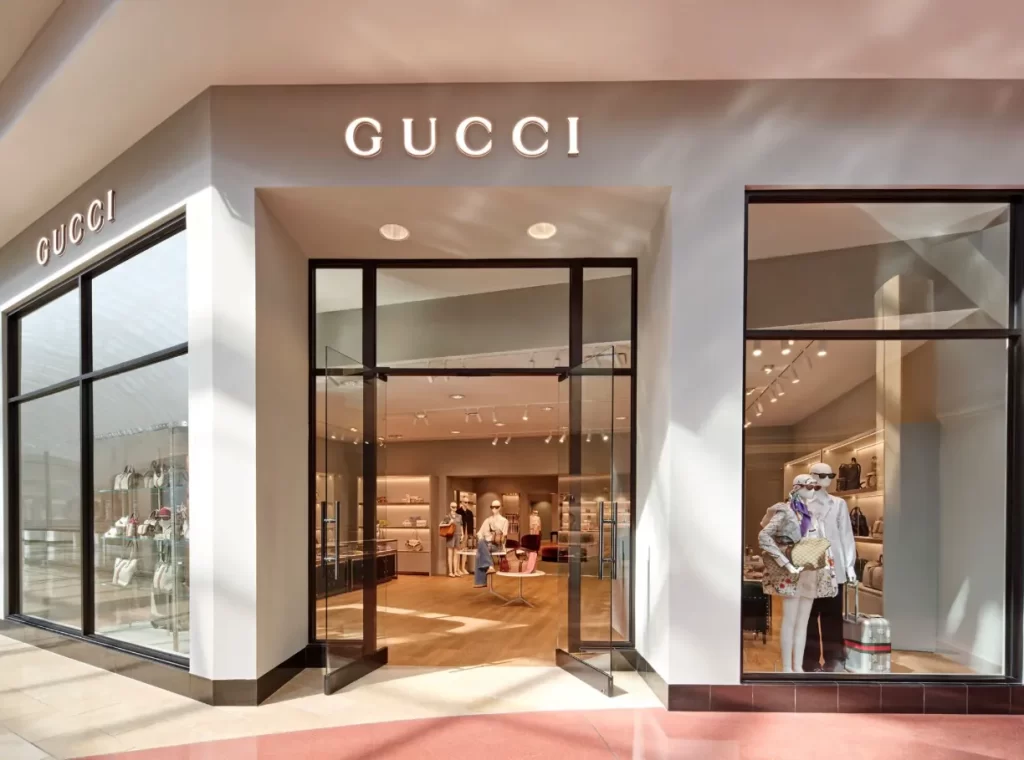 Loja Gucci no Mall at Millenia em Orlando, compras de moda de luxo.
