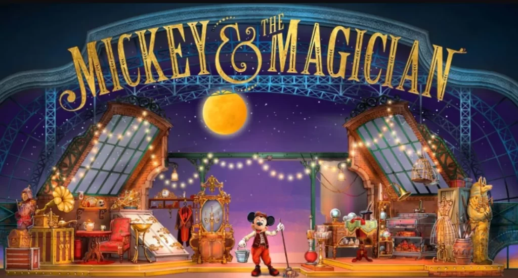 Palco do espetáculo Mickey and the Magician no Walt Disney Studios Park, Disneyland Paris, com cenário mágico e o Mickey como aprendiz de feiticeiro.