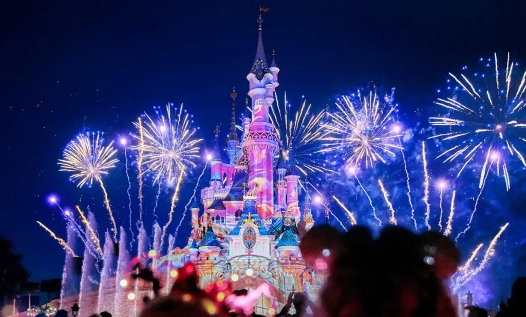 Ano Novo Disney Paris 2025-2026 show de fogos