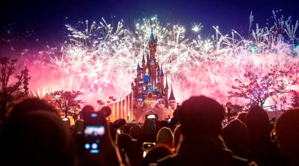 Ano Novo Disney Paris 2025-2026 fogos