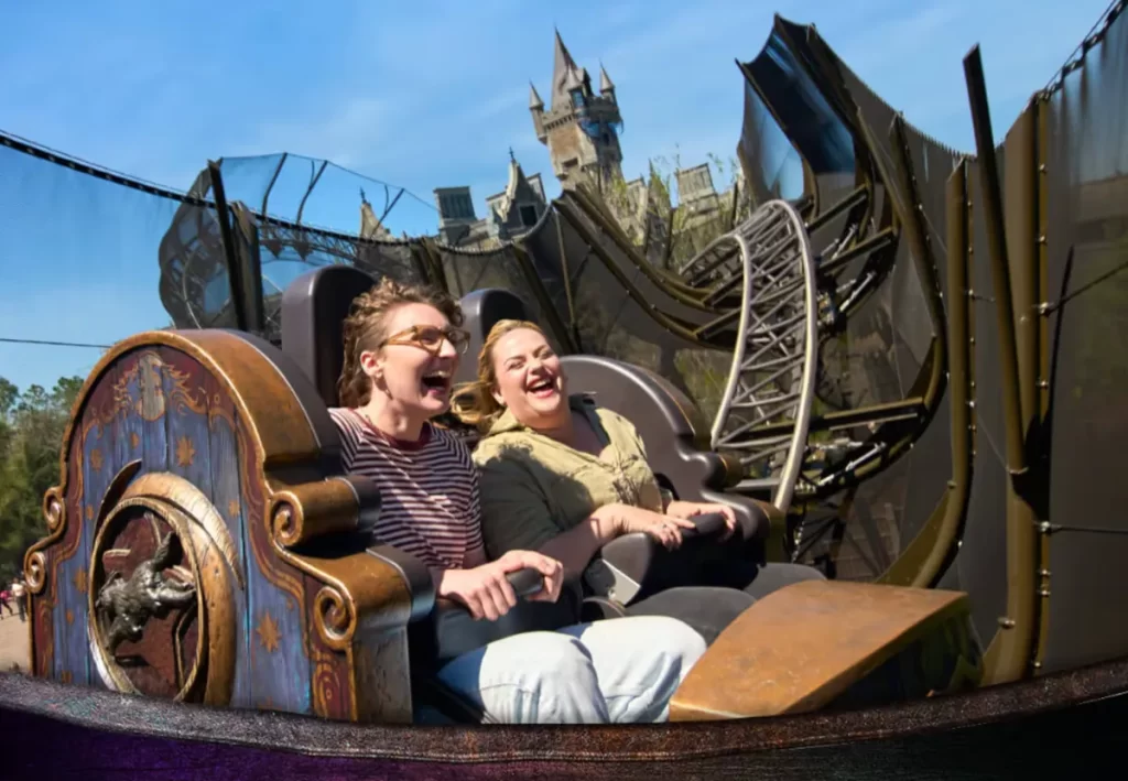 Curse of the Werewolf, montanha-russa temática de terror no Epic Universe.