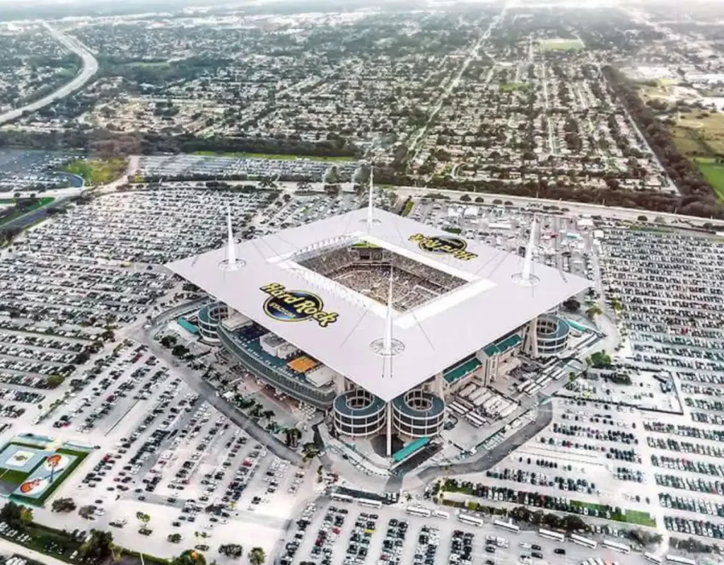 Horário dos Jogos do Brasil na Copa do Mundo de 2026 - Vista aérea do Hard Rock Stadium em Miami Gardens, sede da Copa do Mundo 2026.
