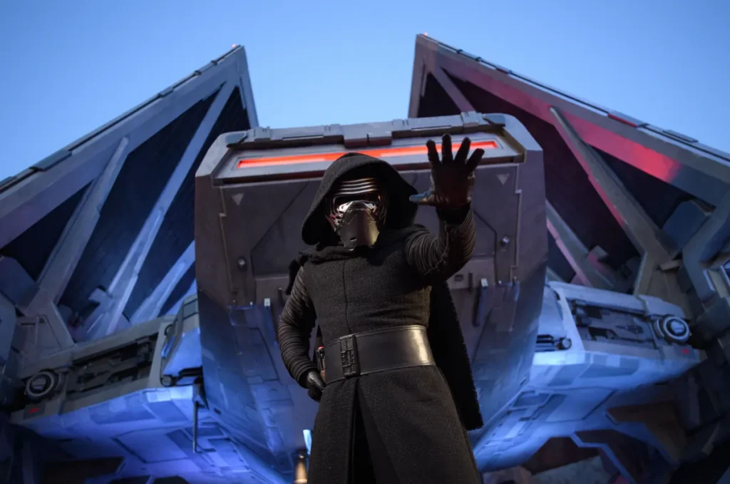 Kylon Ren, o vilão dos Episódios VII ao IX (e filho da Princesa Léa com Han Solo)