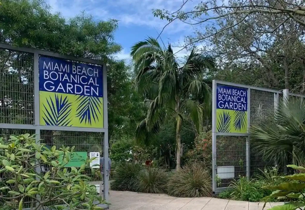 Entrada do Miami Beach Botanical Garden.