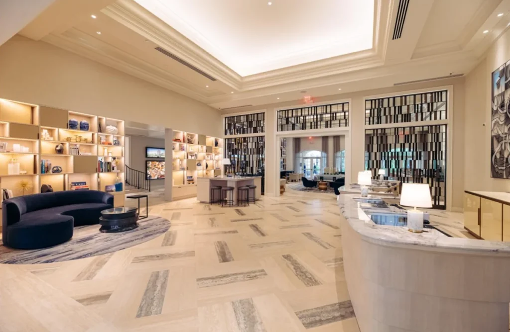 Lobby de luxo do JW Marriott Miami Turnberry Resort & Spa em Aventura, Miami